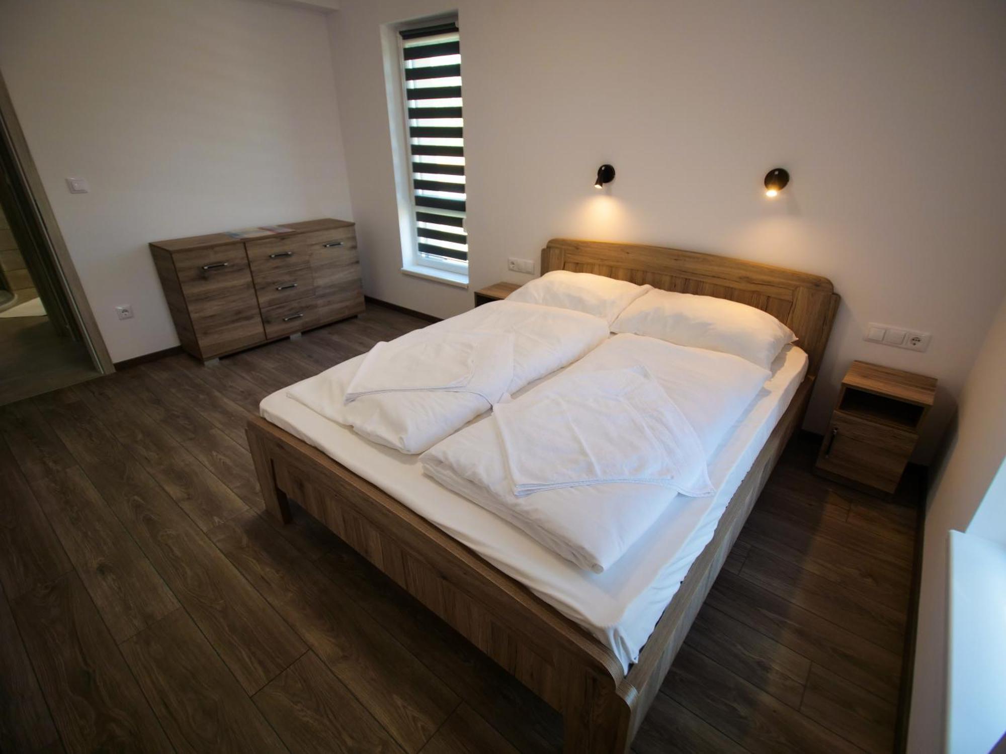 Апартаменти Zea Apartmanhaz Балатонфеньвеш Екстер'єр фото