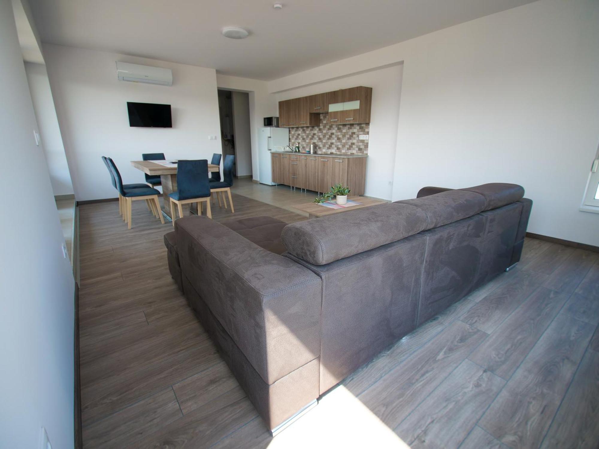 Апартаменти Zea Apartmanhaz Балатонфеньвеш Екстер'єр фото