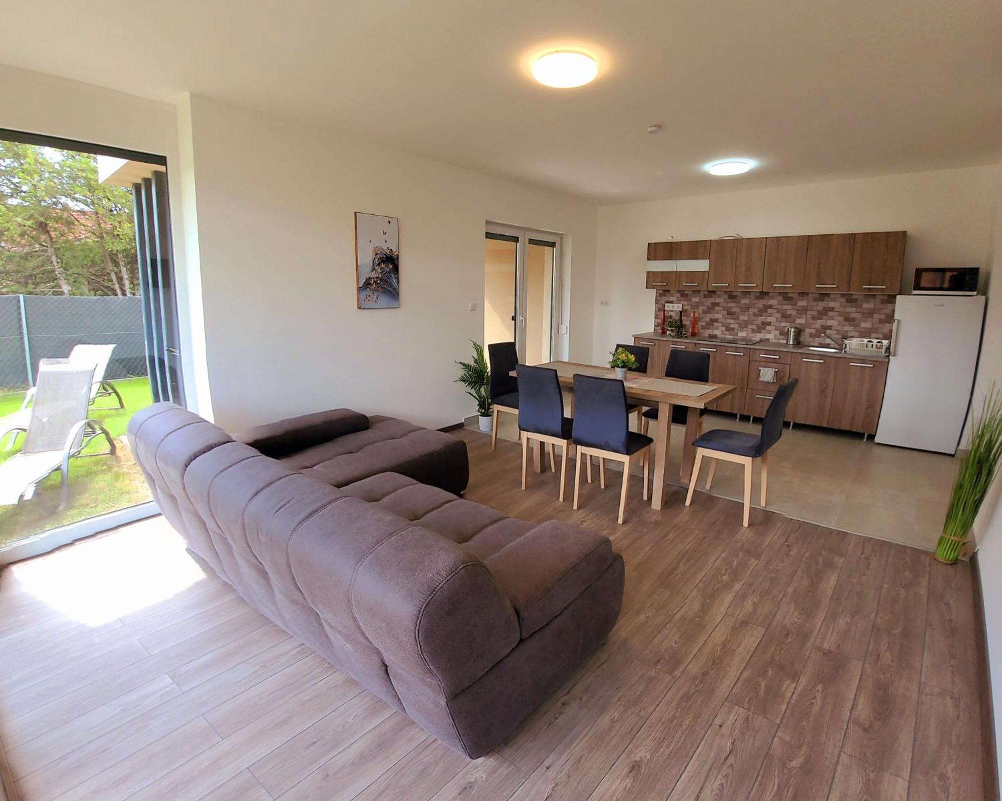 Апартаменти Zea Apartmanhaz Балатонфеньвеш Екстер'єр фото